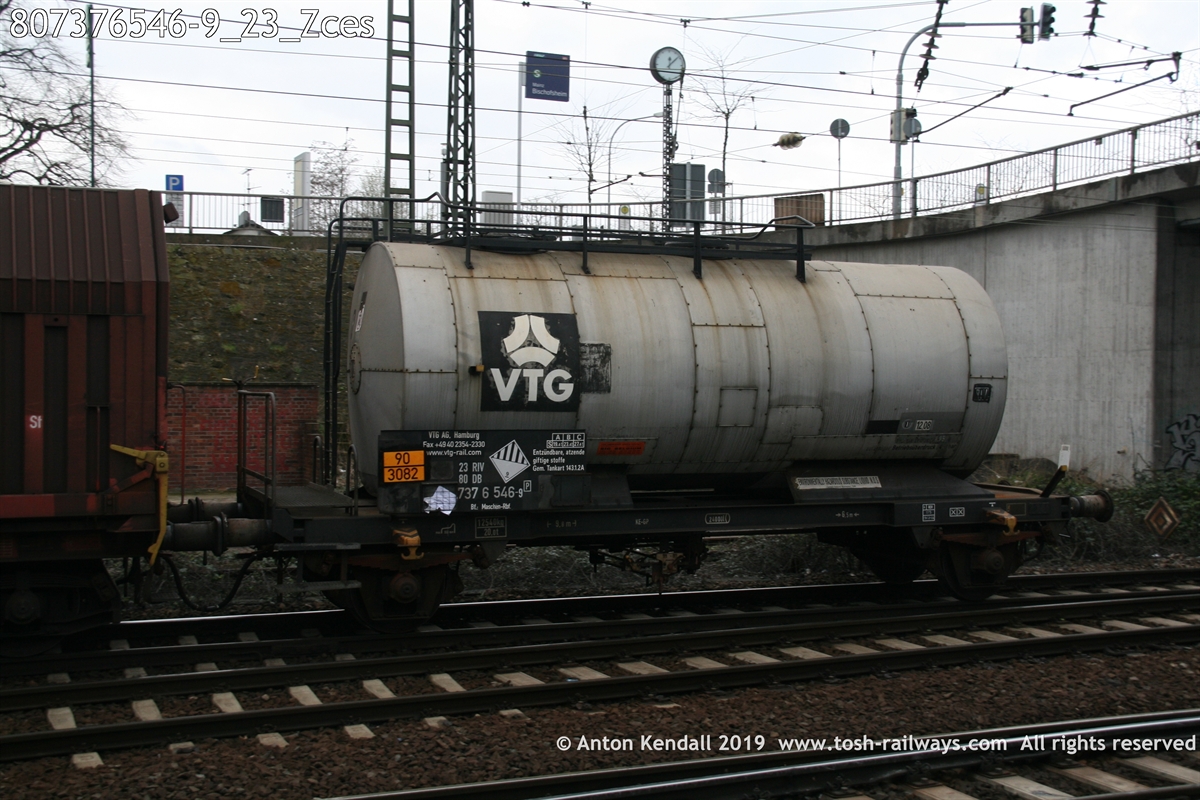 807376546-9_23_Zces.JPG